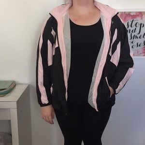 Black and pink windbreaker.